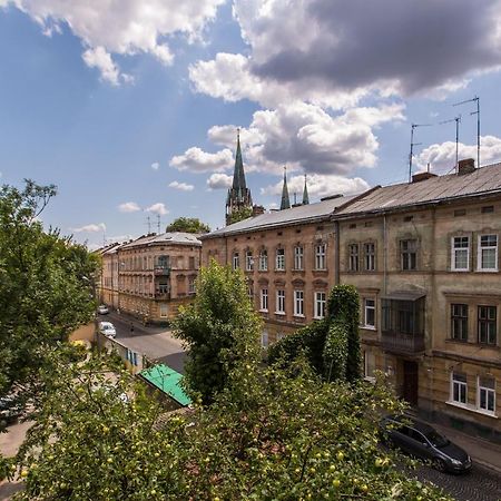 1 Квартира Возле Ж/Д Вокзала, 15 Минут От Центра Lviv Eksteriør bilde